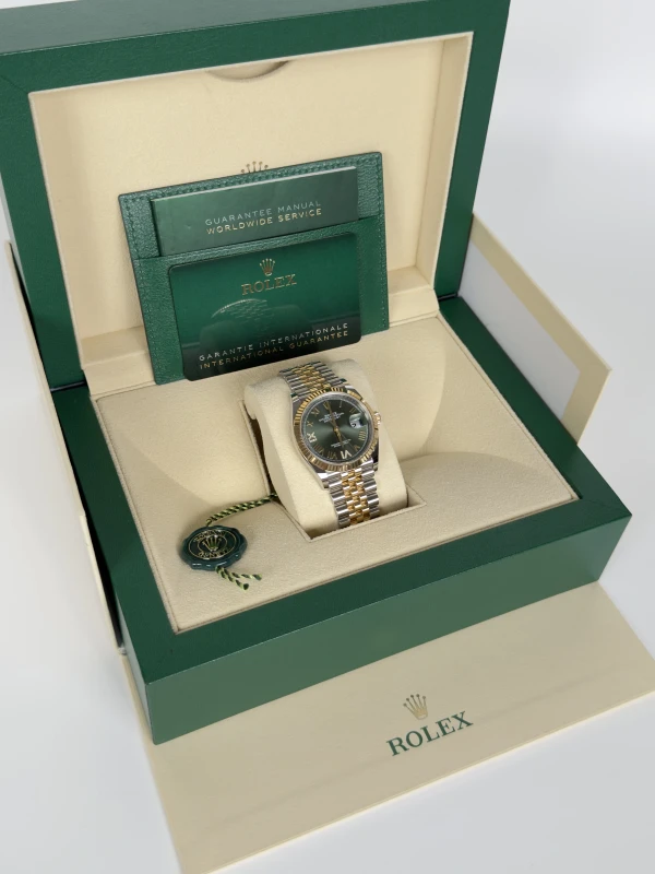Rolex 36 mm, Oystersteel and yellow gold 126233-0025 5