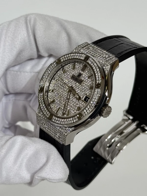 Hublot Titanium Diamonds 565.NX.1171.LR FIX 3