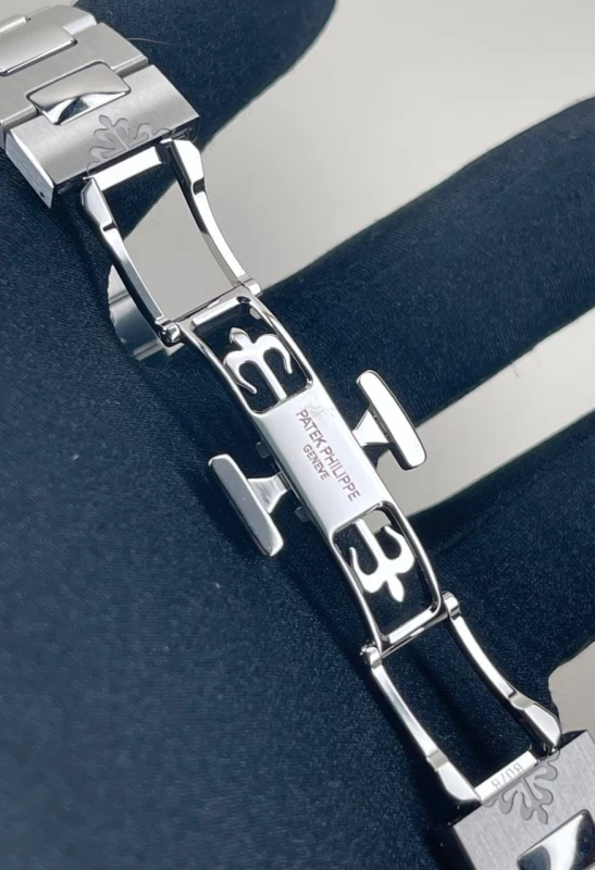 Patek Philippe Lady 7118/1A-001 6