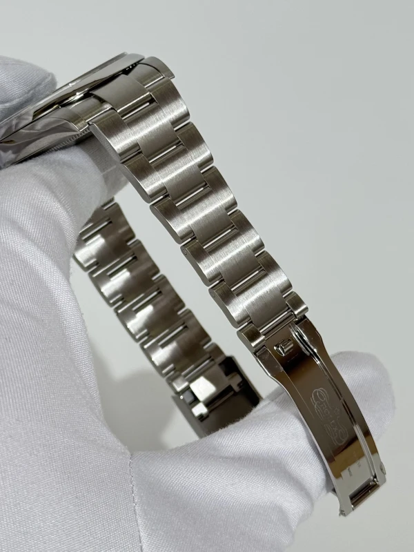 Rolex 41 mm Steel 124300-0005 4