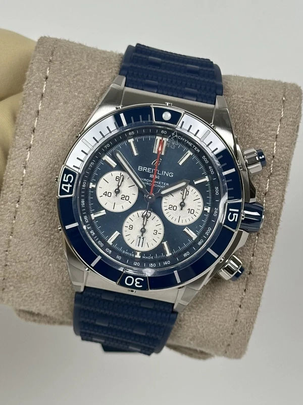 Breitling B01 44 AB0136161C1S1 4