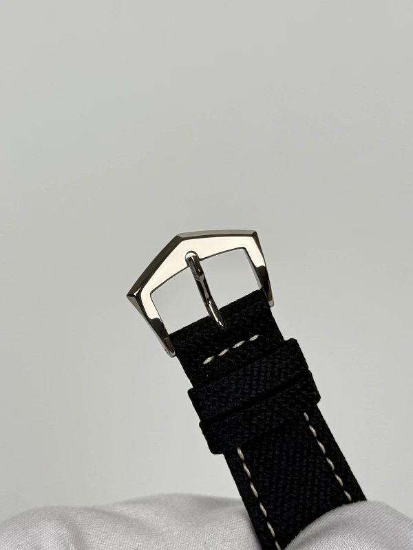 Patek Philippe Calatrava 5226G-001 8