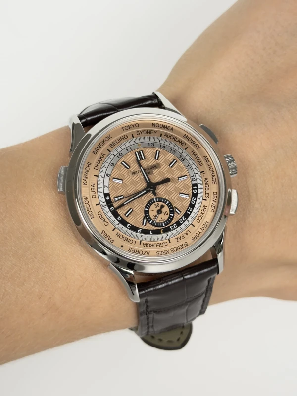 Patek Philippe Complications 5935A-001 6