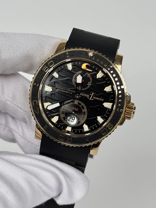 Ulysse Nardin Marine Black Surf 42,7 mm 266-37LE-3B 4