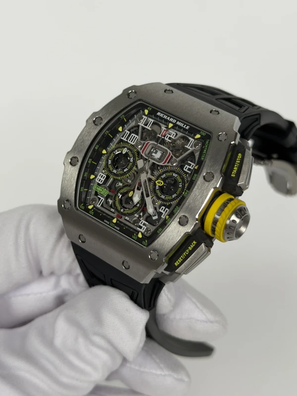 Richard Mille AUTOMATIC FLYBACK CHRONOGRAPH RM 11-03 4