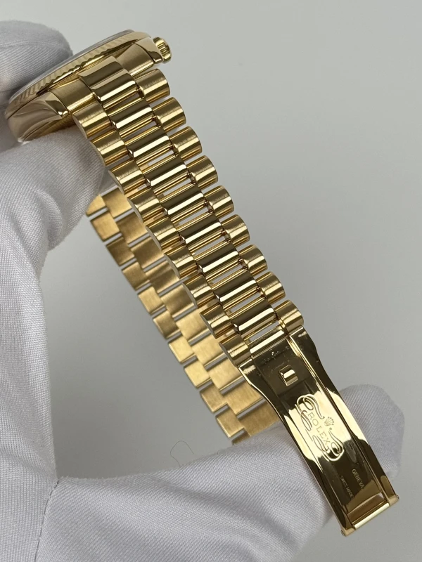 Rolex 36 mm, yellow gold 118238-0394 6