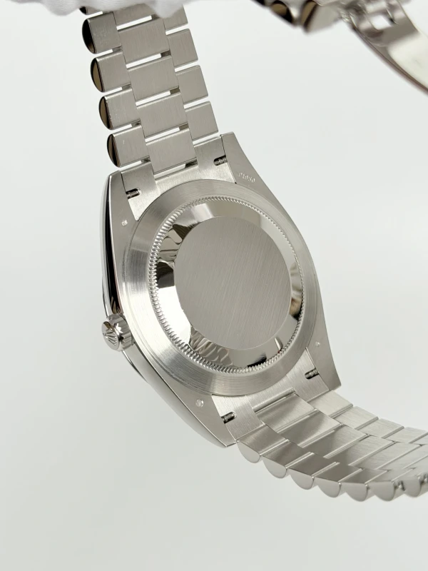 Rolex Day-Date 40 mm Platinum 228236-0012 6