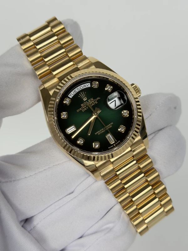 Rolex 36 mm, yellow gold 128238-0069 2