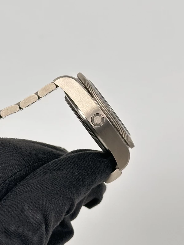 Tudor M25600TN-0001 4