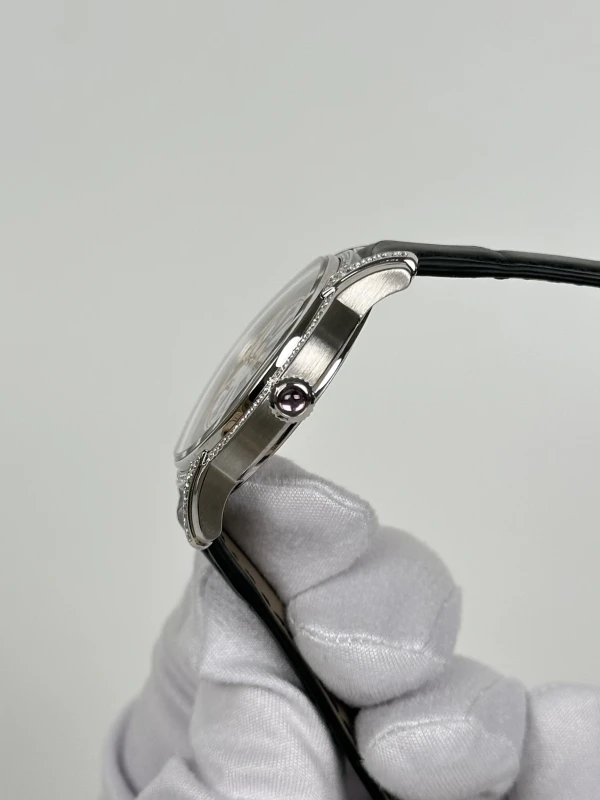 Audemars Piguet Small Seconds Hand-Wound  77247BC.ZZ.A813CR.01 6