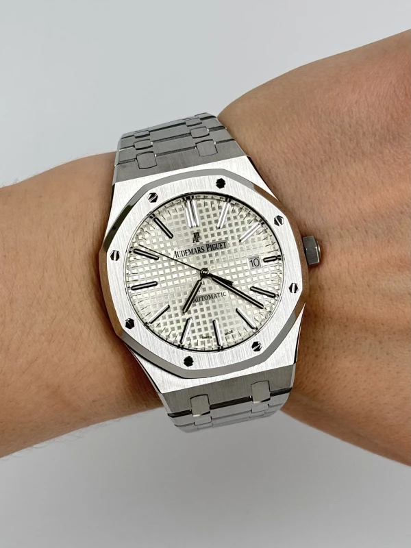 Audemars Piguet Selfwinding 41 mm 15400ST.OO.1220ST.02 8