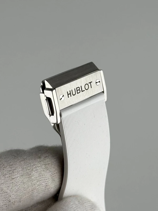 Hublot Aero Garmisch Limited Edition  311.SX.2010.GR.GAP10 8