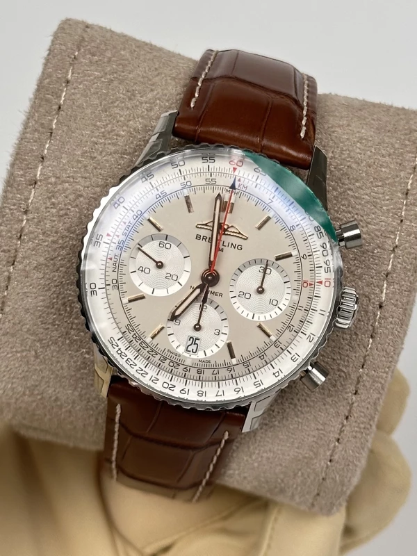 Breitling NAVITIMER B01 CHRONOGRAPH 41 AB0139211G1P1 4