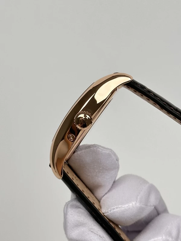 Girard Perregaux Large Date 27600-52-121-BACA 6