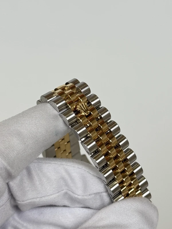 Rolex 36mm Steel and Yellow Gold 116243 chdj 7