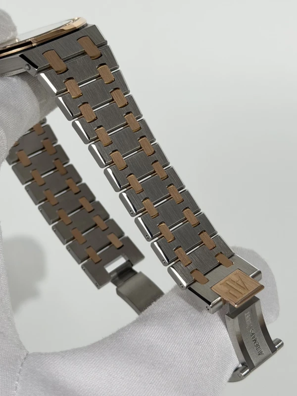 Audemars Piguet Quartz Steel and Gold 67651SR.ZZ.1261SR.01 3