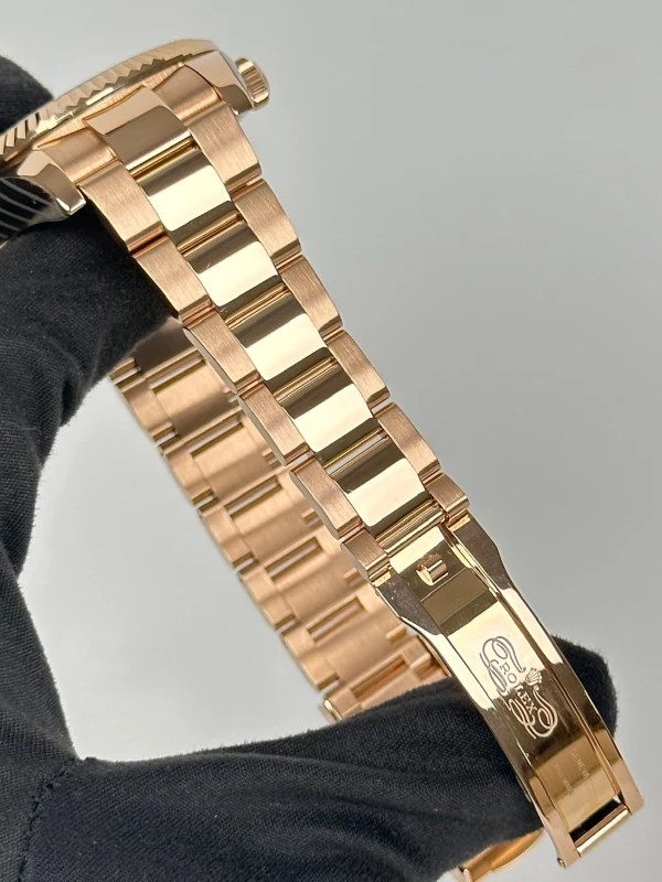 Rolex 42mm Everose Gold 326935 Chocolate 6
