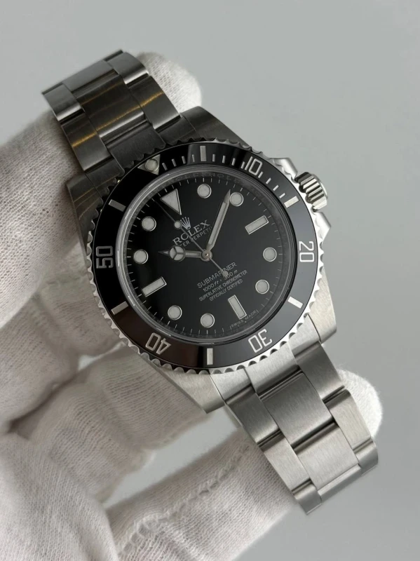 Rolex 40mm Steel 114060-0002 5