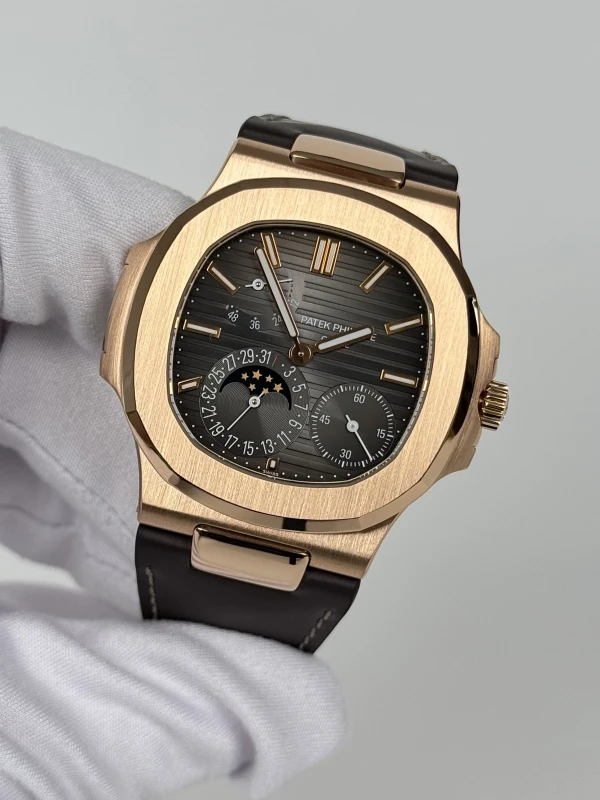 Patek Philippe 5712 5712R-001 4
