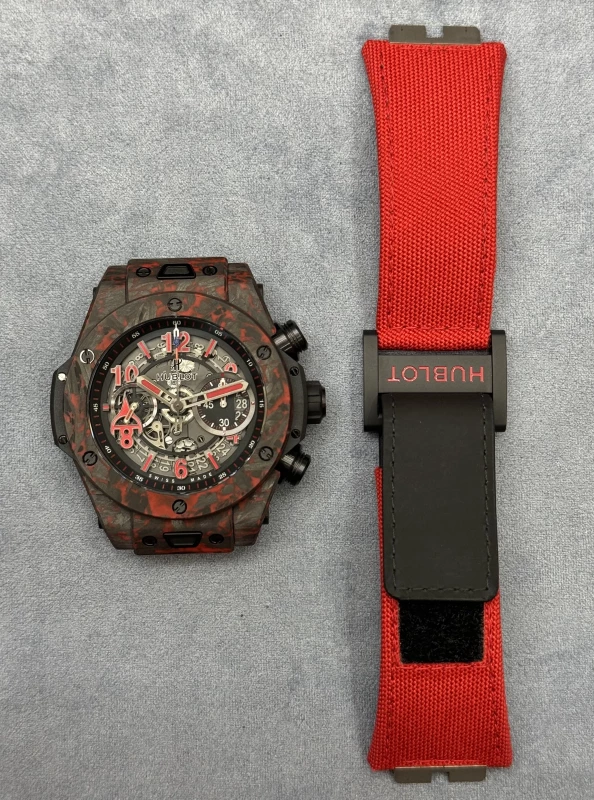 Hublot Red Carbon Alex Ovechkin 411.QV.1123.NR.OVK21 7