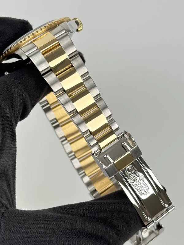 Rolex Date 40mm 16613BLU 6