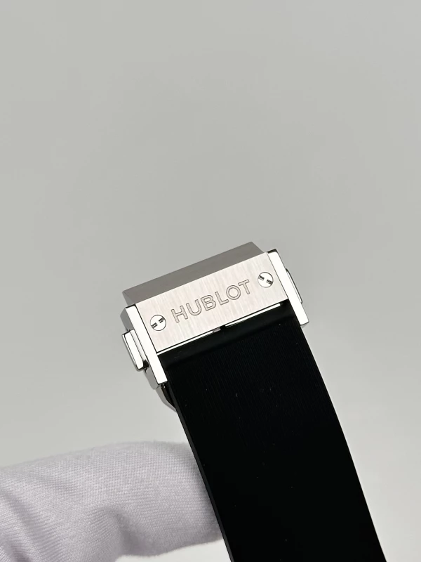 Hublot Titanium 511.NX.1171.RX 8