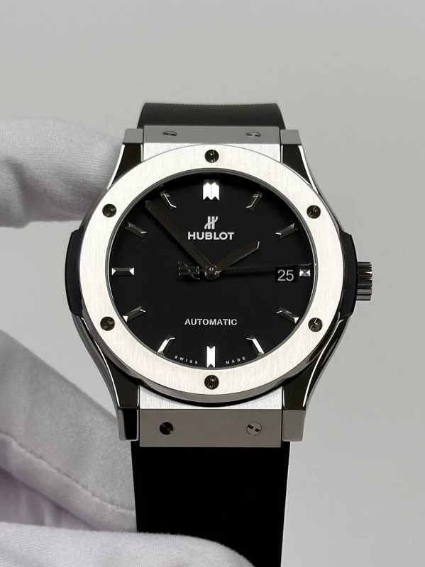 Hublot Titanium 511.NX.1171.RX 2