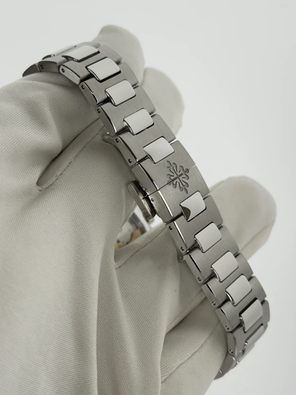 Patek Philippe Lady 7118/1A-001 4