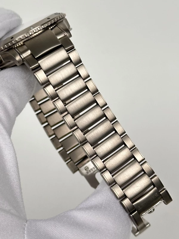 Breguet Transatlantique Chronograph Titanium 3820TI/K2/TW9 6