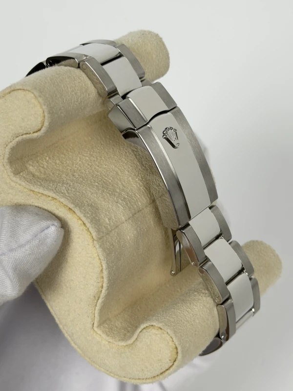 Rolex 41 mm, steel 126300-0011 4