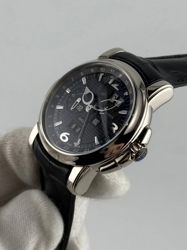 Ulysse Nardin GMT ± Perpetual 42mm 320-60 4