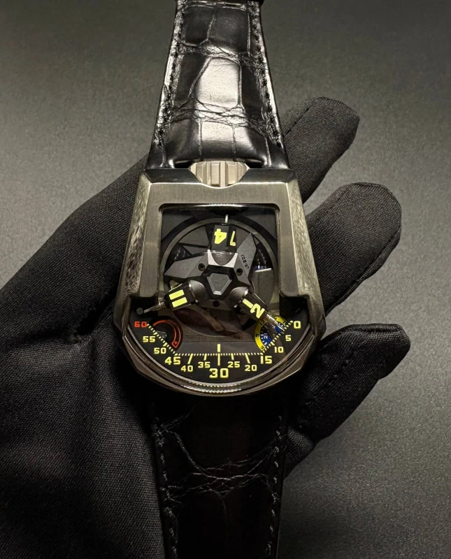 Urwerk BLACK SHARK UR-201 2