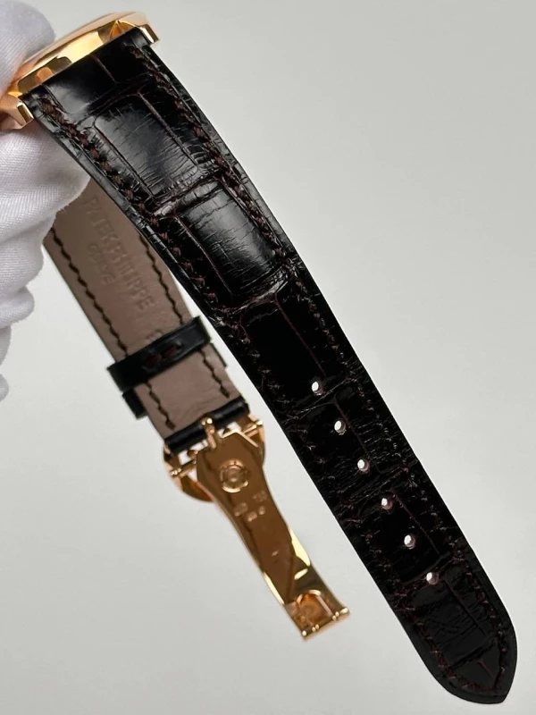 Patek Philippe 6000R-001 7