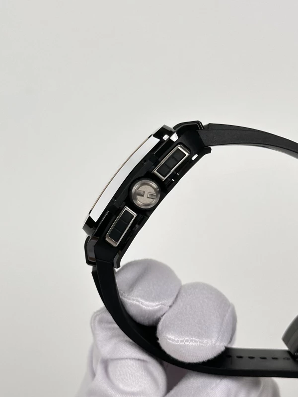 Hublot UNICO BLACK MAGIC 821.CI.0170.RX 6