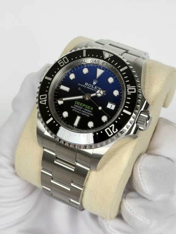 Rolex Deepsea 44mm Steel 136660-0005 3