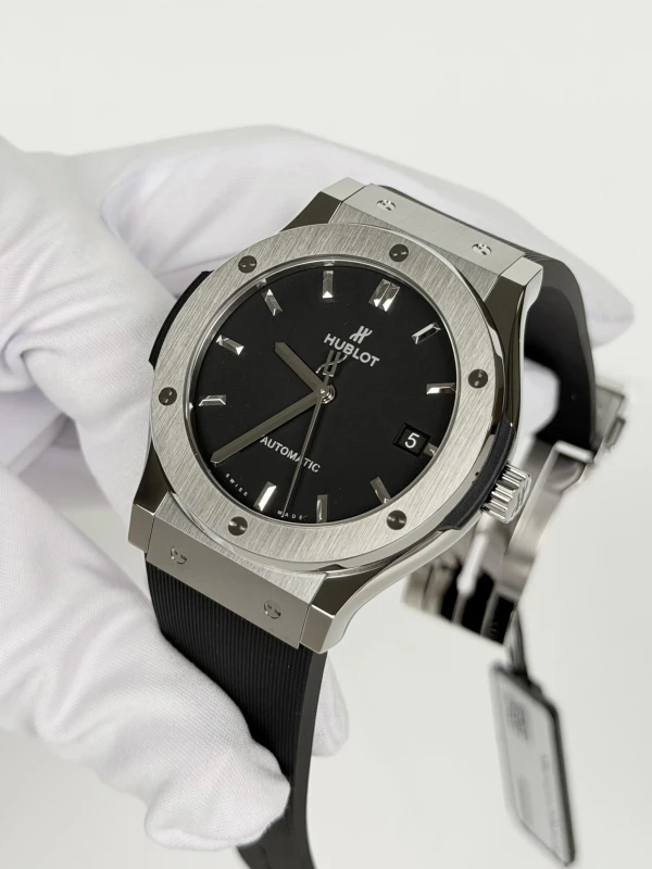 Hublot Titanium 511.NX.1171.RX 4