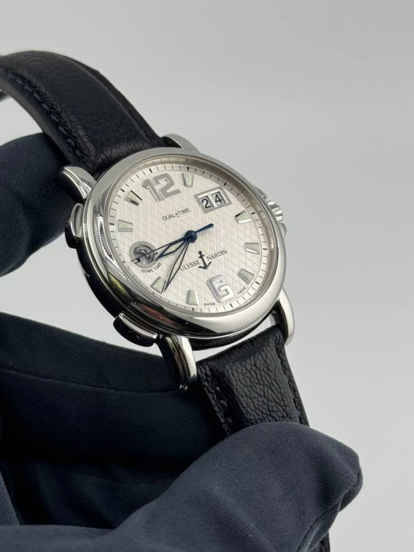 Ulysse Nardin Big date 223-88 3