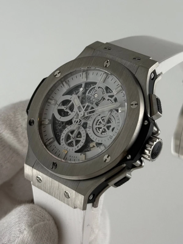 Hublot Aero Garmisch Limited Edition  311.SX.2010.GR.GAP10 4