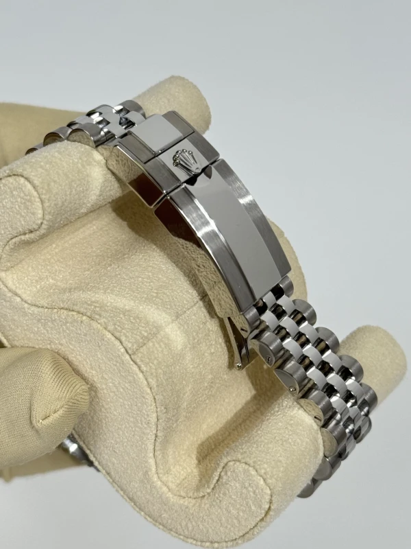 Rolex 40mm Steel 126710BLRO-0001 4