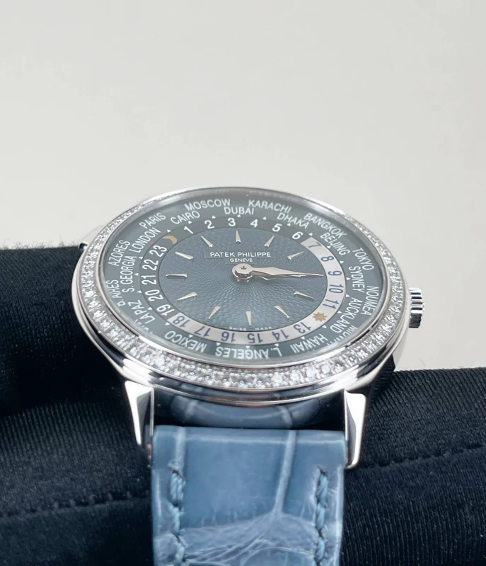 Patek Philippe Complications 7130  7130G-016 4