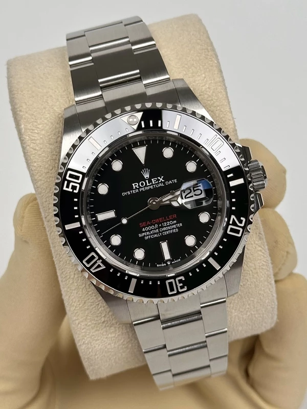 Rolex 4000 126600-0001 3