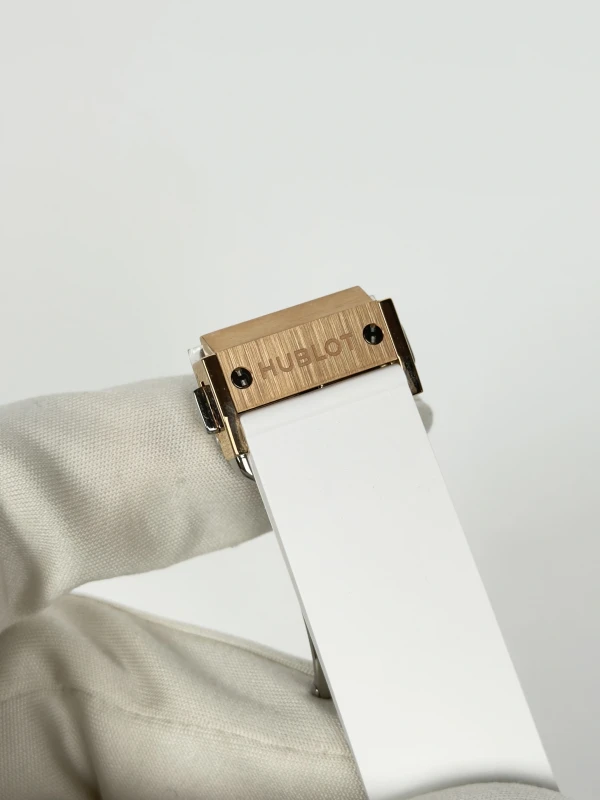 Hublot Orlinski King Gold White Pavé 550.OS.2200.RW.1604.ORL20 5