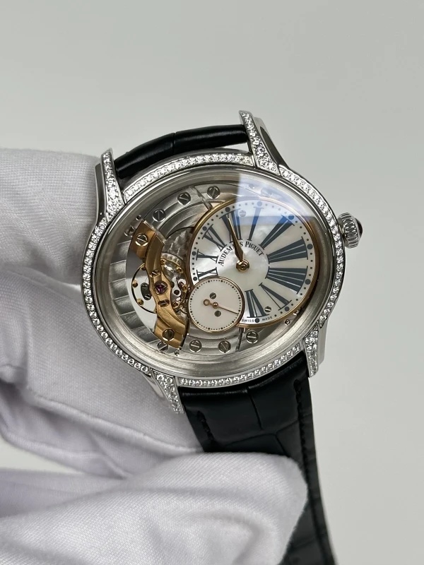 Audemars Piguet Small Seconds Hand-Wound  77247BC.ZZ.A813CR.01 3