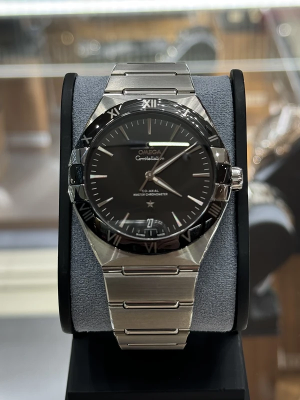 Omega 131.30.41.21.01.001 2