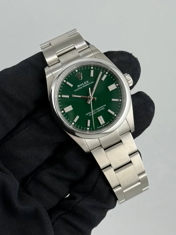 Rolex Perpetual 36 126000-0005 5