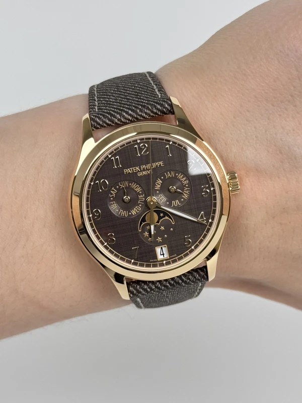 Patek Philippe 4946R 4946R-001 8