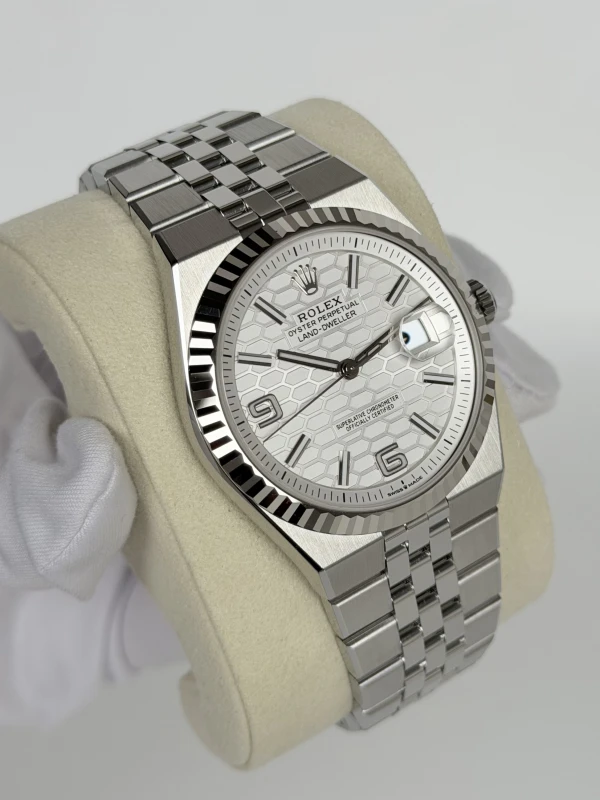 Rolex Land-Dweller 40 127334-0001 3