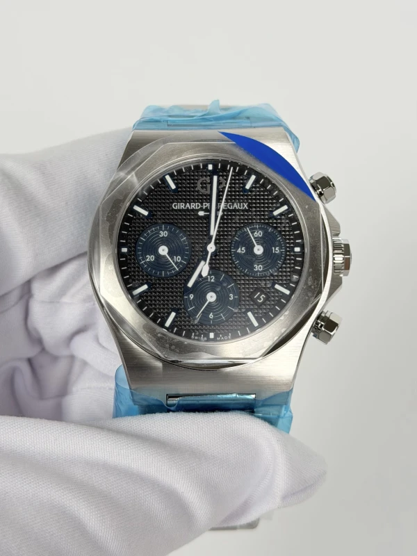 Girard Perregaux Chronograph 81020-11Z631-11A 3