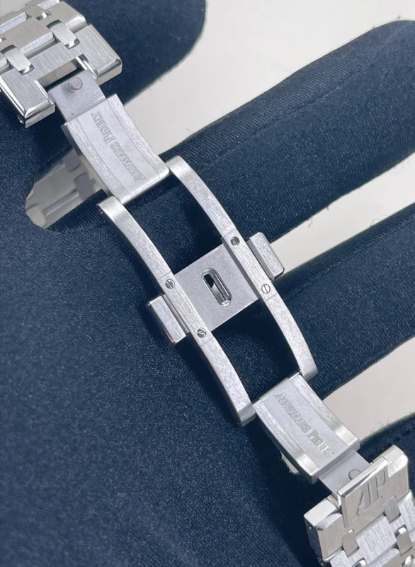 Audemars Piguet Perpetual Calendar 26574ST.OO.1220ST.02 6