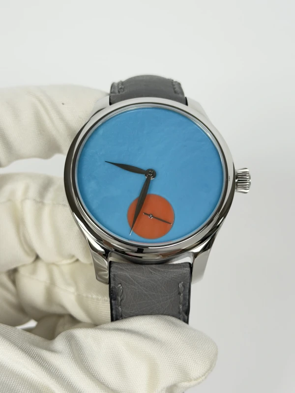 H. Moser & Cie 1202-1200 2